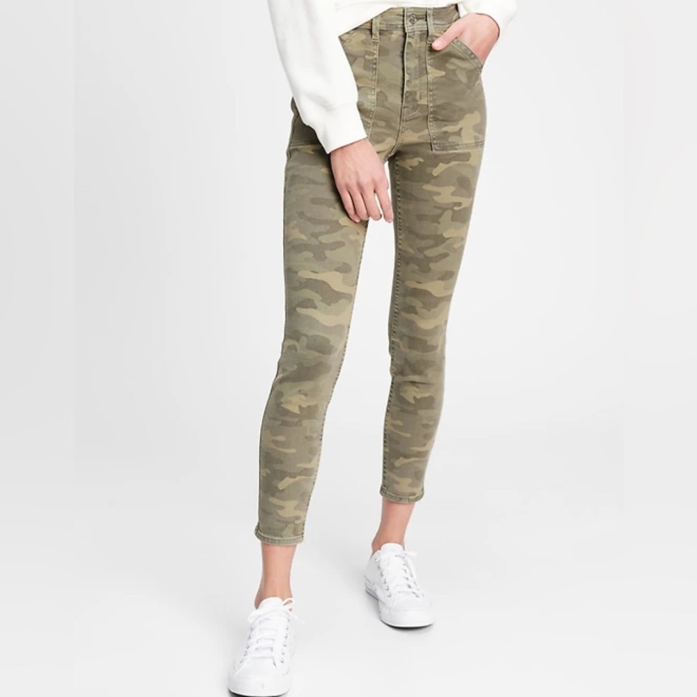 NWT Gap Skinny Stretch Camouflage Utility Pants High Rise Green Camo Size 28
